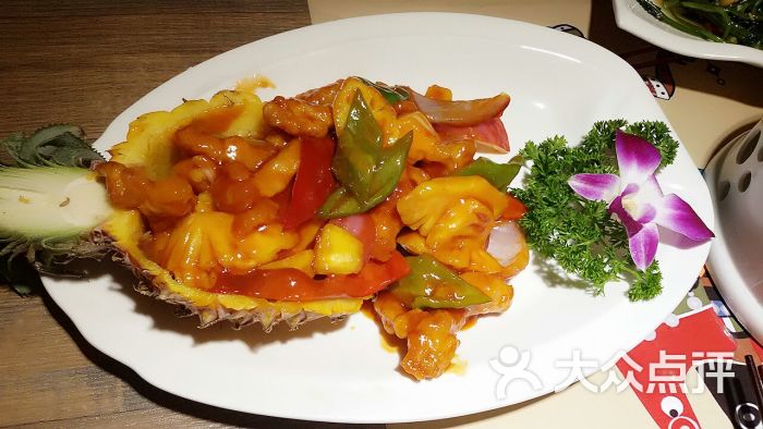 华体会体育hth官方网站:实木家具保养有几个方面要注意??(图4) hth官网入口