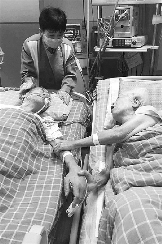 hth官网入口:在厨房就能找到的花洒专用沐浴露白醋(图1) hth官网入口