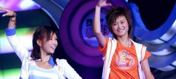 
2005年 李宇春拿下冠军 成选秀界鼻祖 现在怎么样？|hth官网入口(图4)